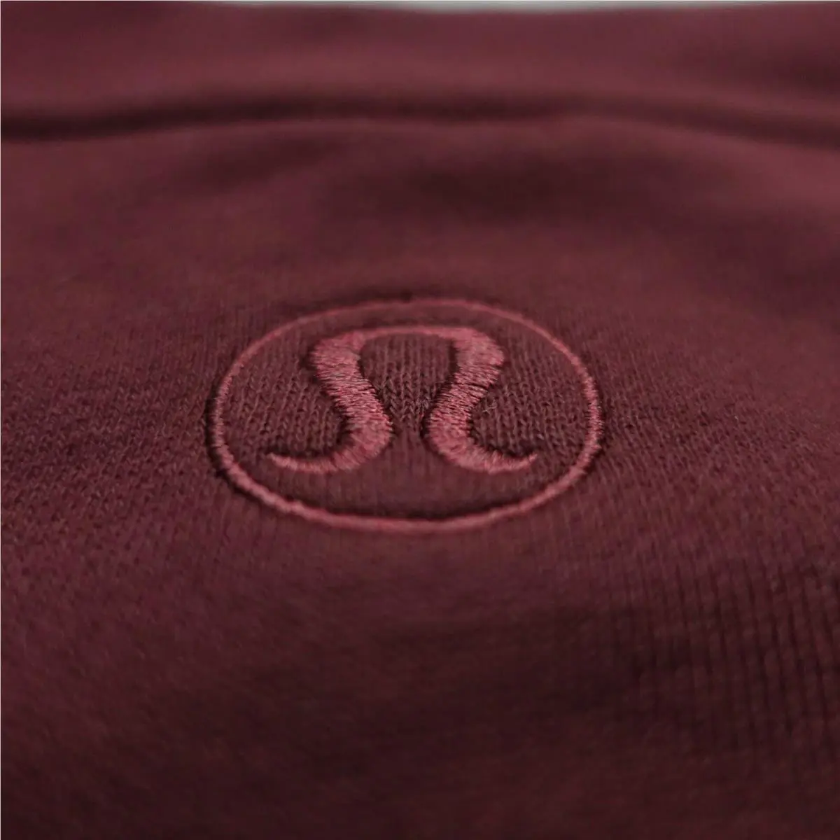 Lululemon clothing - Red 5