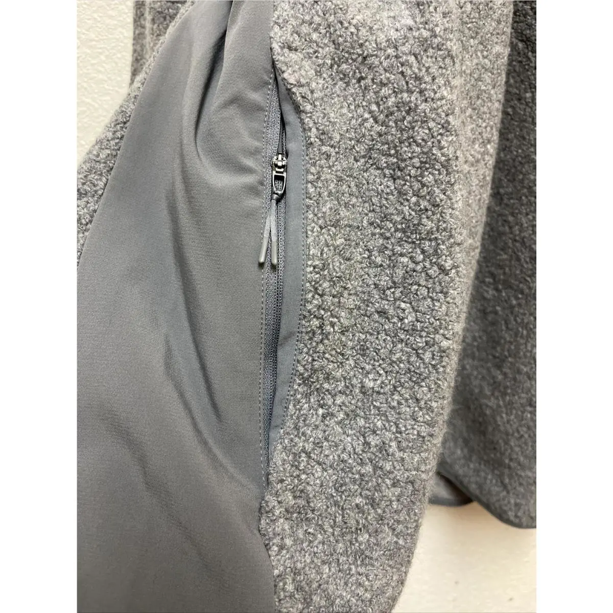 Lululemon clothing - Lululemon Tundra Trek - Tundra Trek - Gray 6