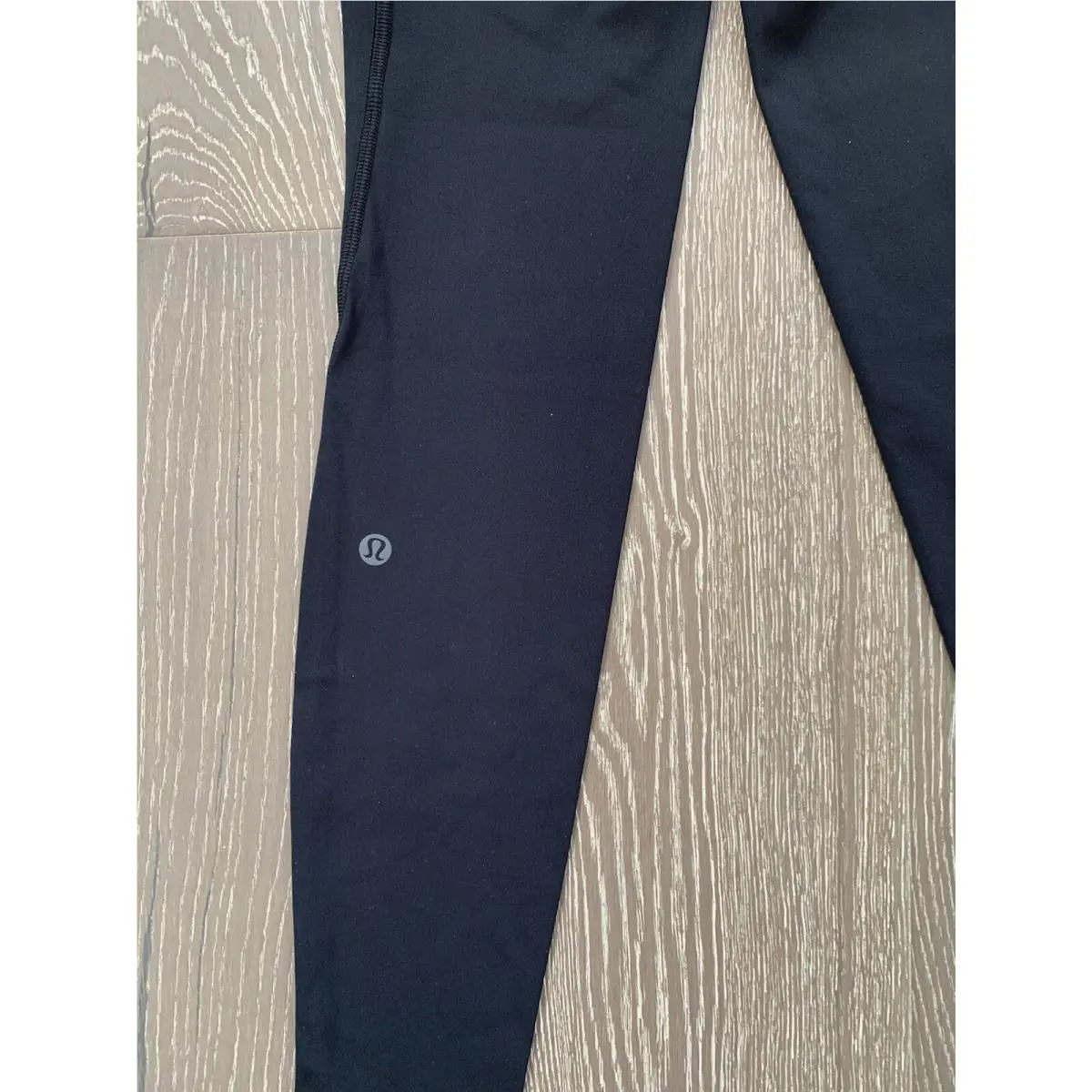 Lululemon clothing - Black 4