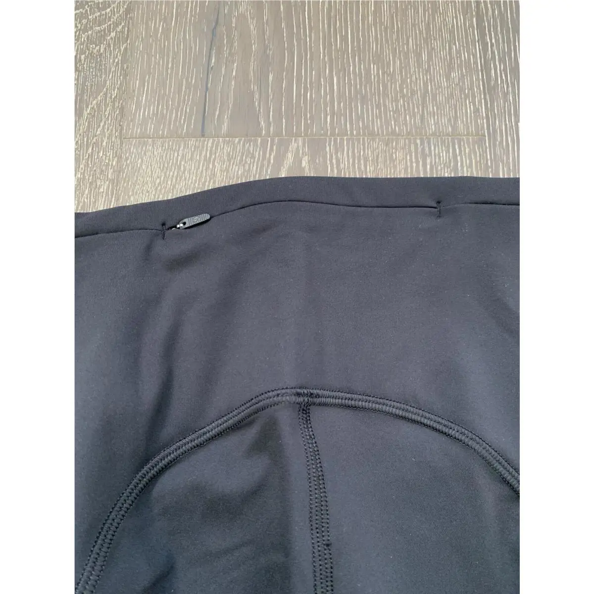 Lululemon clothing - Black 5