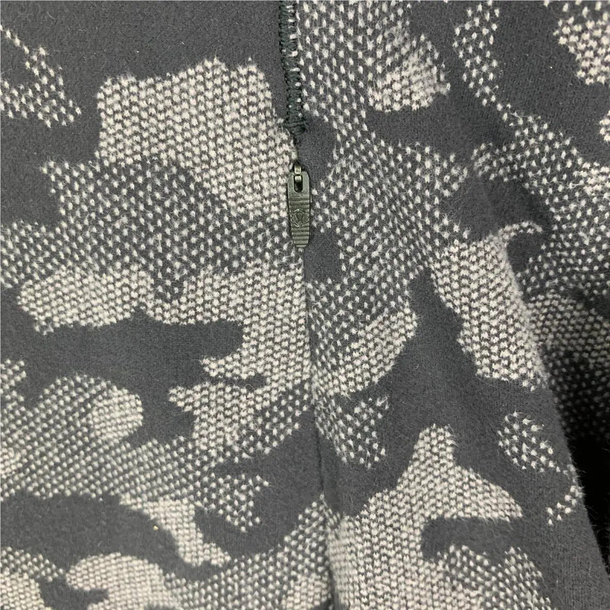 Lululemon clothing - Gray 2