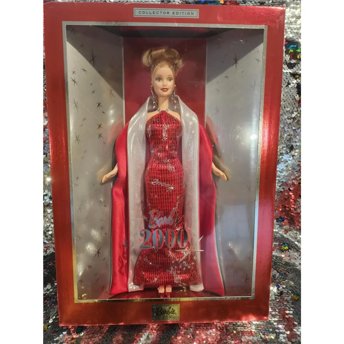 Barbie 2000 Collector Edition Doll Mattel 27409