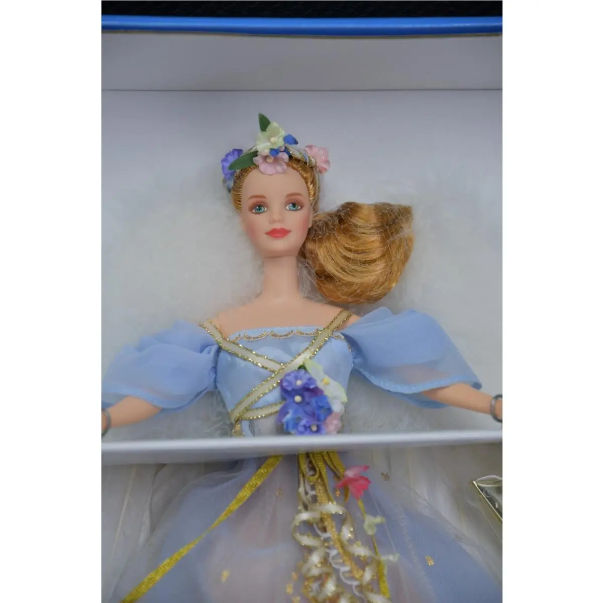 Harpist Angel Barbie Doll Angels of Music Collection 1997 Mattel Nrfb with Coa