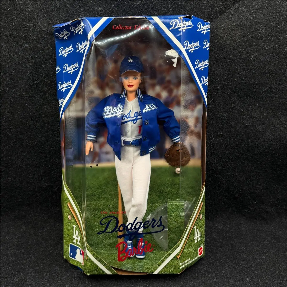 Barbie Los Angeles Dodgers Doll 1999 Collector Edition Mattel 23882 Nrfb