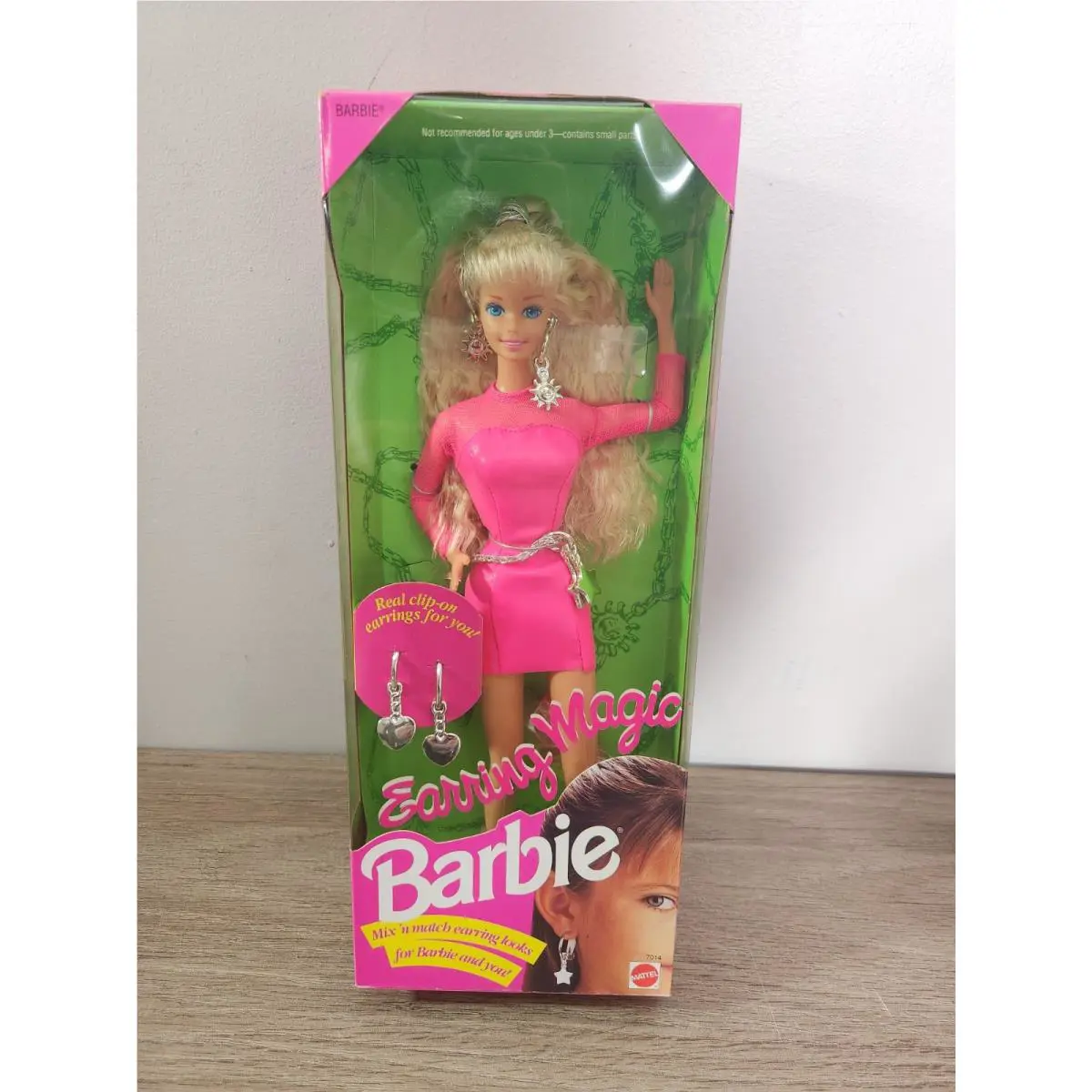 Vintage 1992 Mattel Barbie Doll Earring Magic 7014