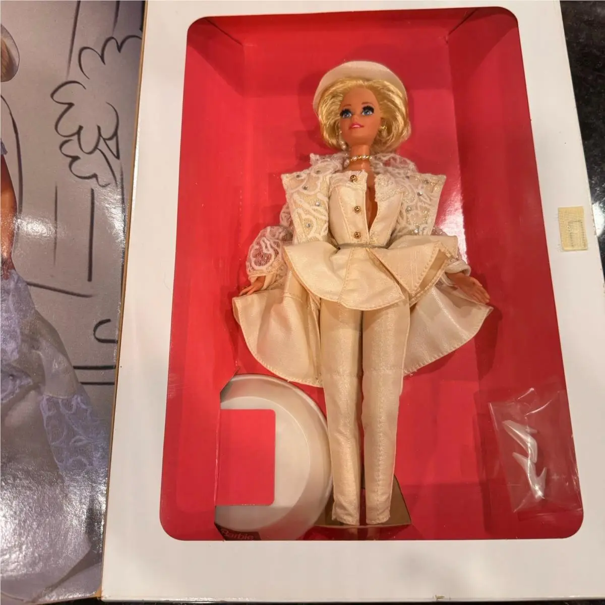 1993 Barbie Uptown Chic Classique Doll Nrfb Design Kitty Black Perkins 11623