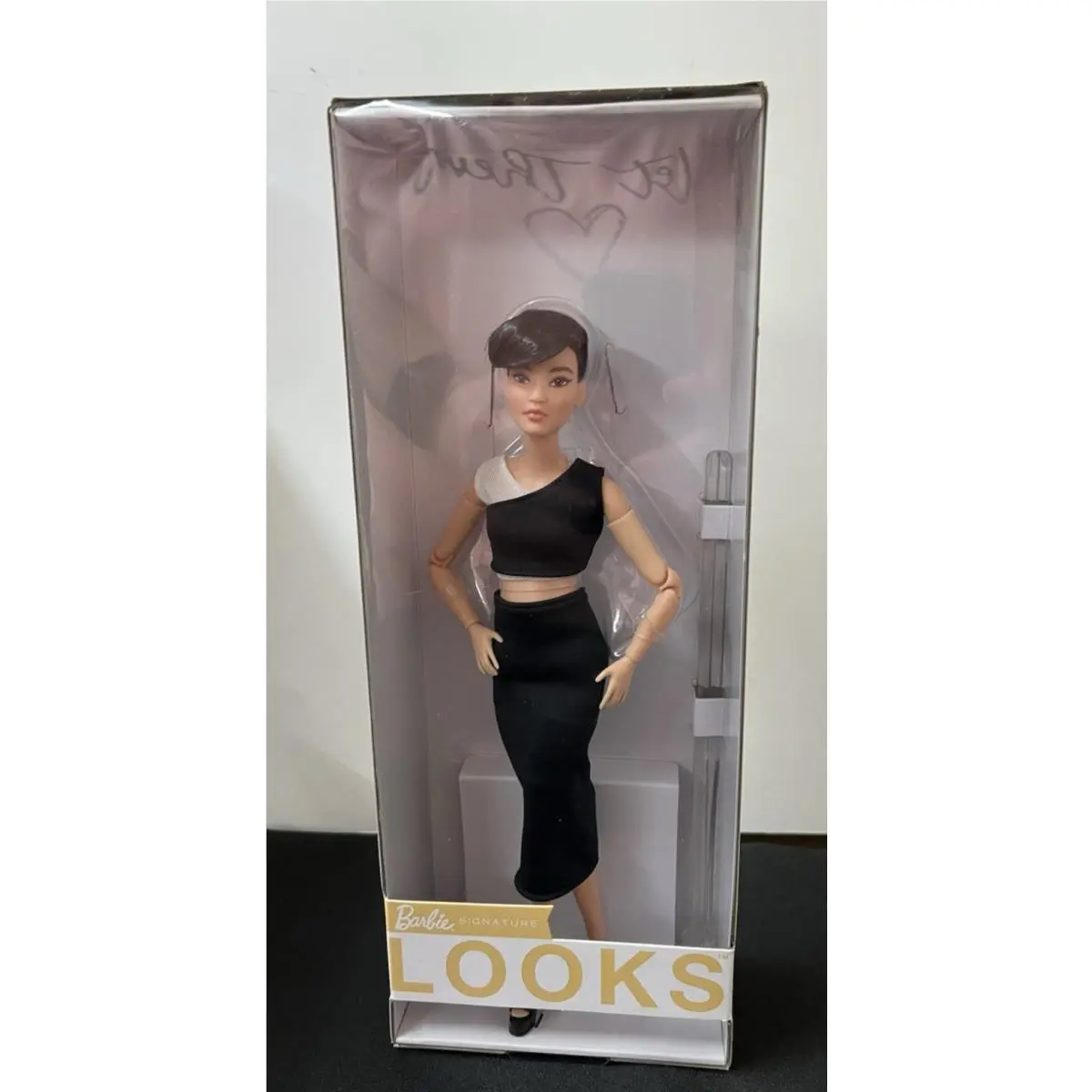 2020 Mattel Barbie Signature Looks Doll Model 3 Black White Outfit Asian