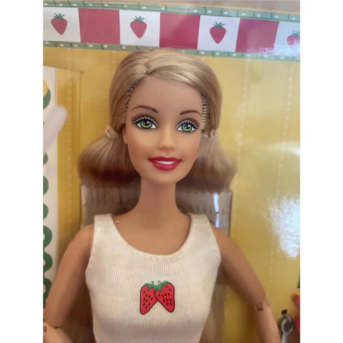 2001 Barbie Kelly Fun Treats Dolls and Baking Playset Mattel 55578