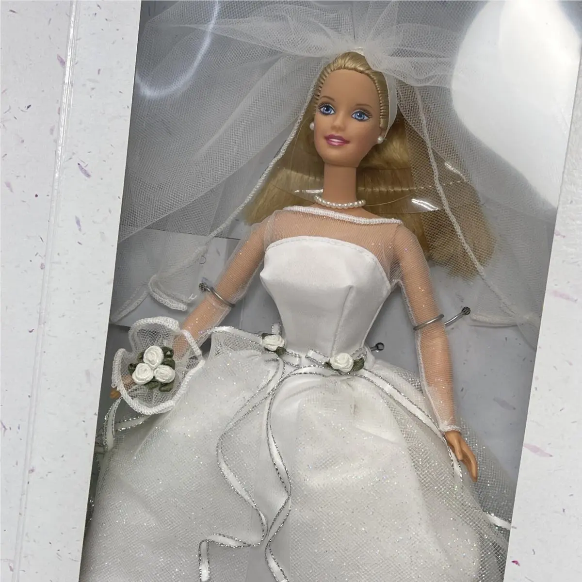 Blushing Bride Barbie Blonde Caucasian Doll 26074 Mattel Vintage 1999