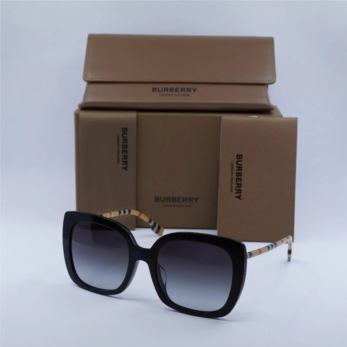 Burberry BE4323F 38538G Shiny Black/grey Gradient 56-20-140 Sunglasses - Frame: Shiny Black, Lens: Gray Gradient, Code: 38538G
