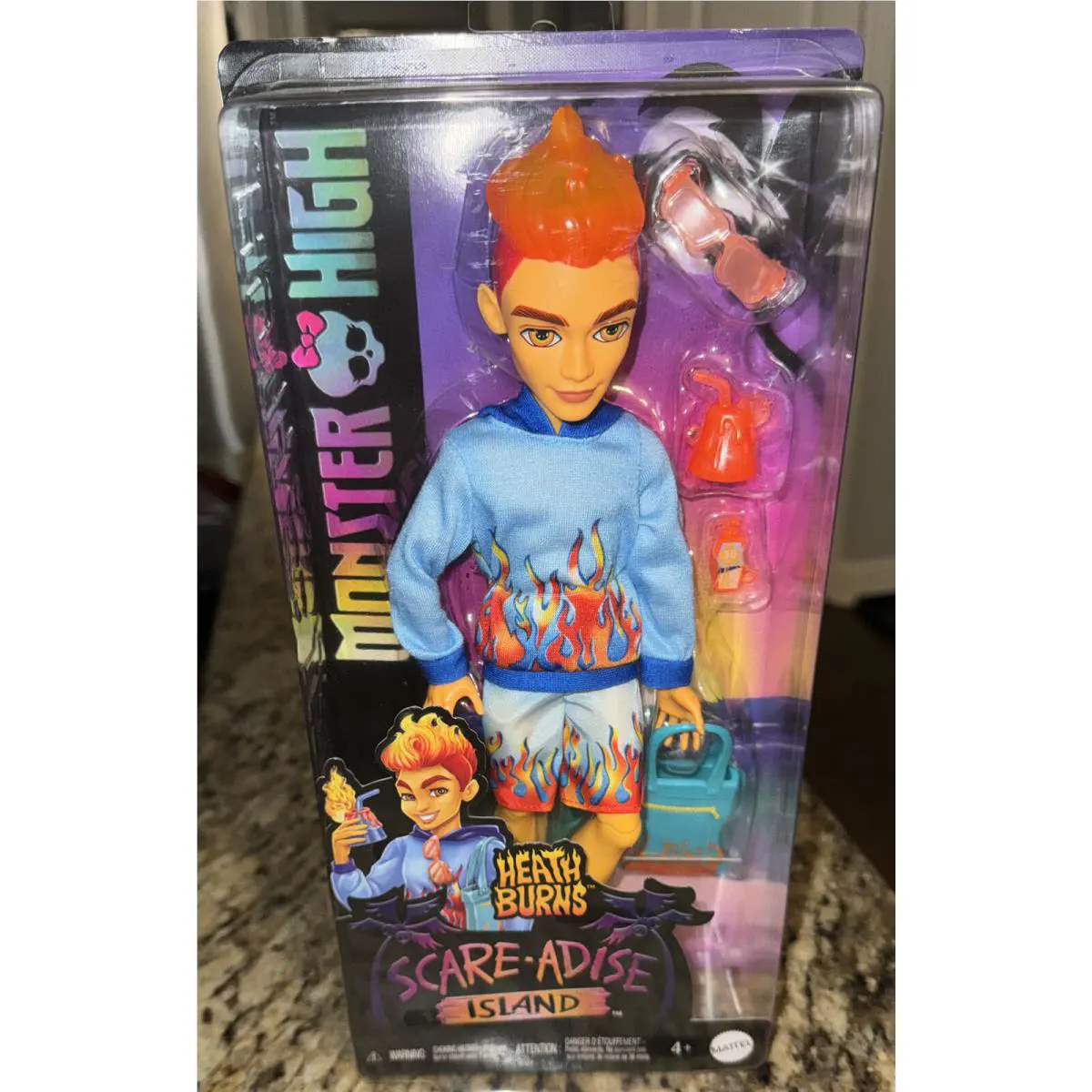 Monster High Doll Scare-adise Island Heath Burns Never Opened