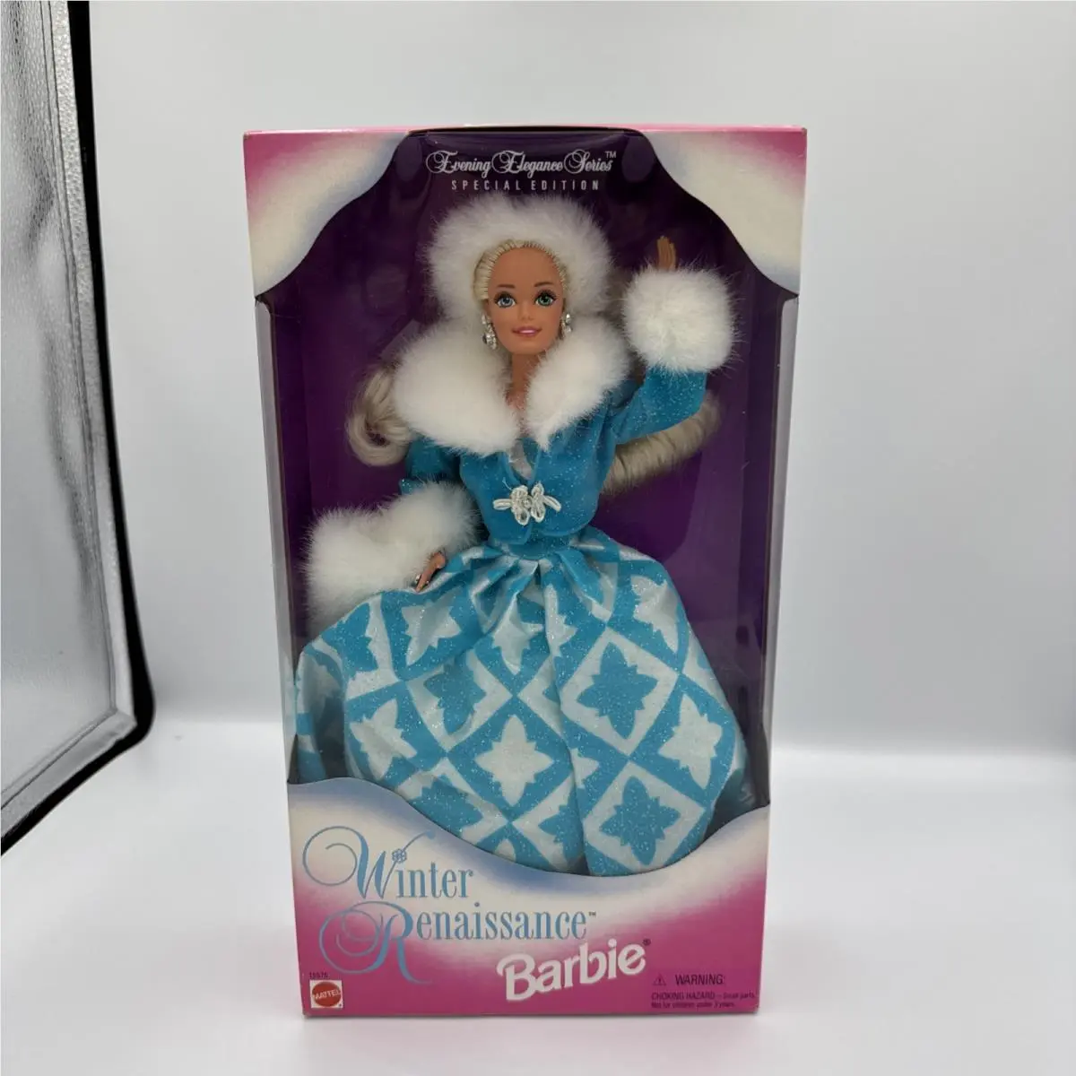 Winter Renaissance Barbie 1996 Mattel 15570 Nrfb