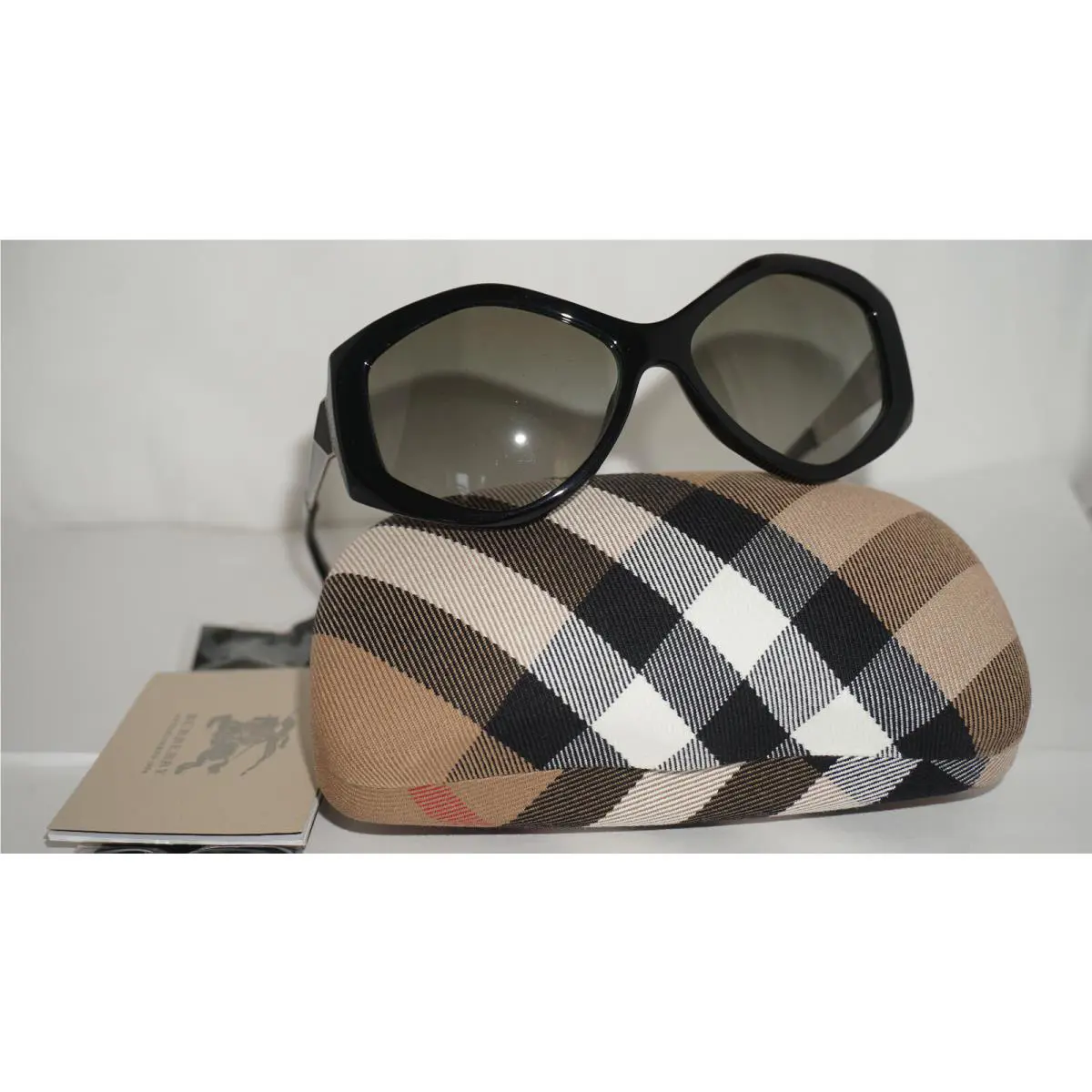 Burberry Sunglasses Black Grey BE4133 3001/11 57 Italy
