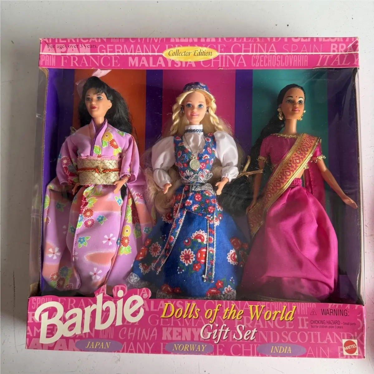 Vintage 1995 Mattel Barbie Dolls of World Gift Set Japan Norway India 15283