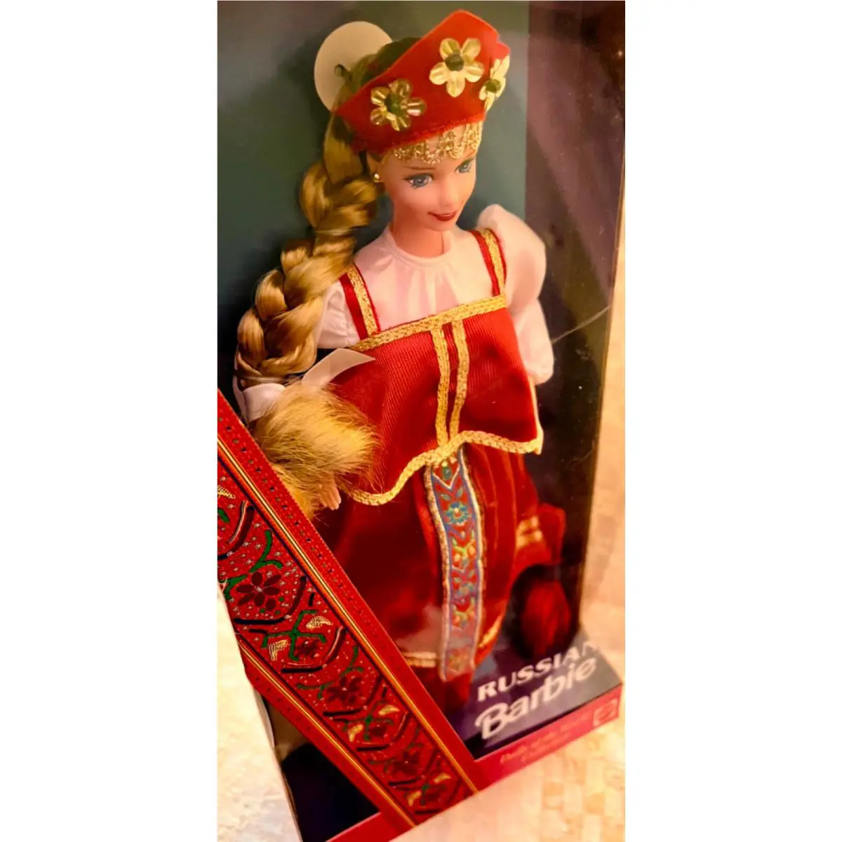 Barbie Dotw: Russian Collector Edition 1996 16500 Nrfb