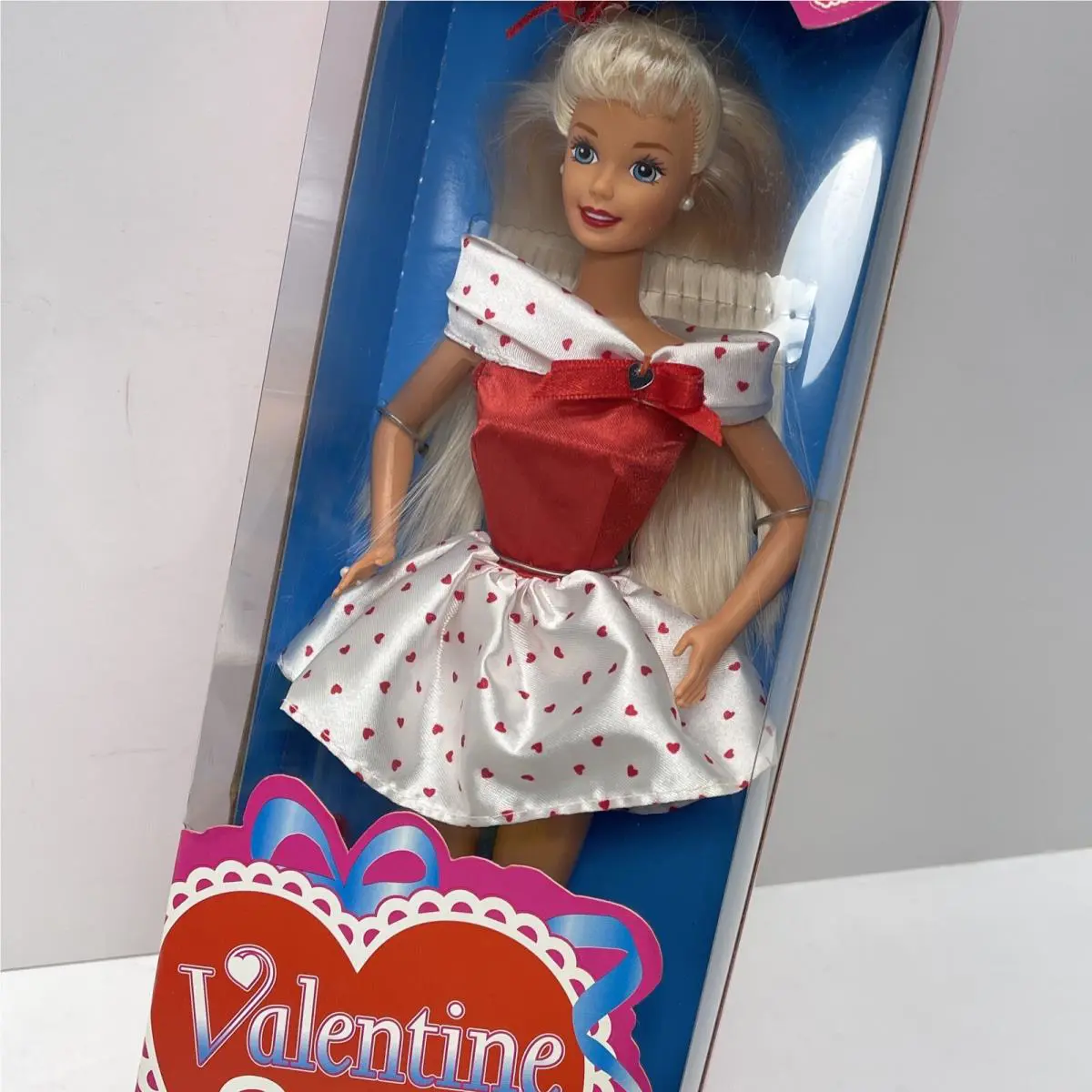 Valentine Barbie Special Edition Doll w/ Card 15172 Mattel Vintage 1995