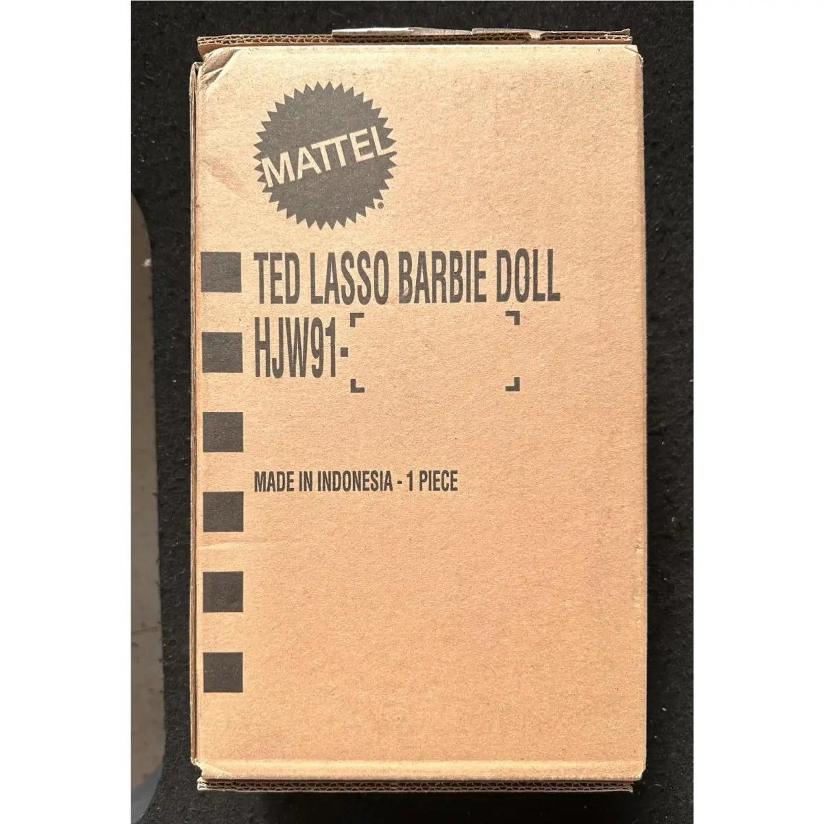 Mattel Ted Lasso Gold Label Collector Barbie Doll. HJW91. Shippr