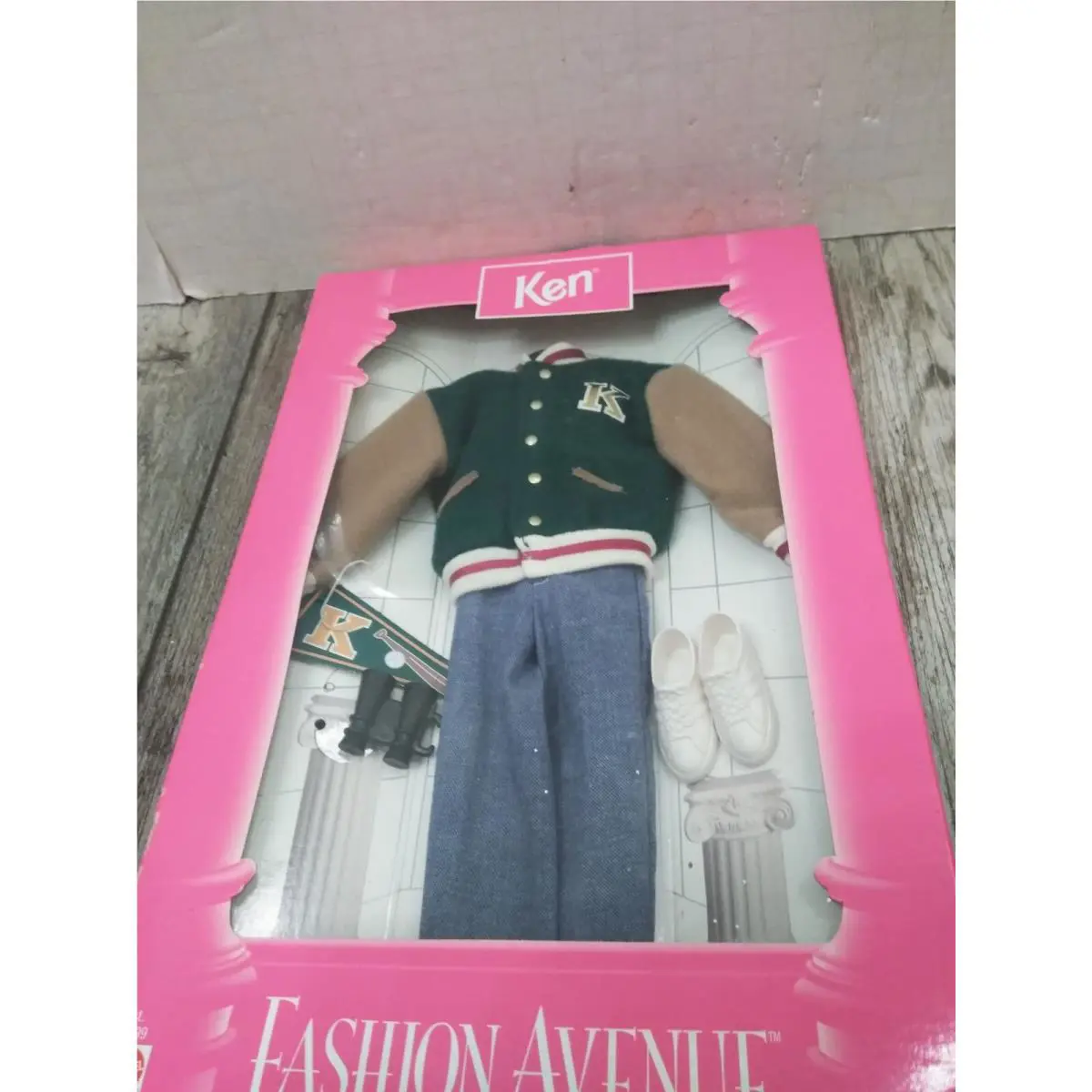 Vtg 1997 Ken Fashion Avenue 18099 Nrfp Baseball Binoculars Loose