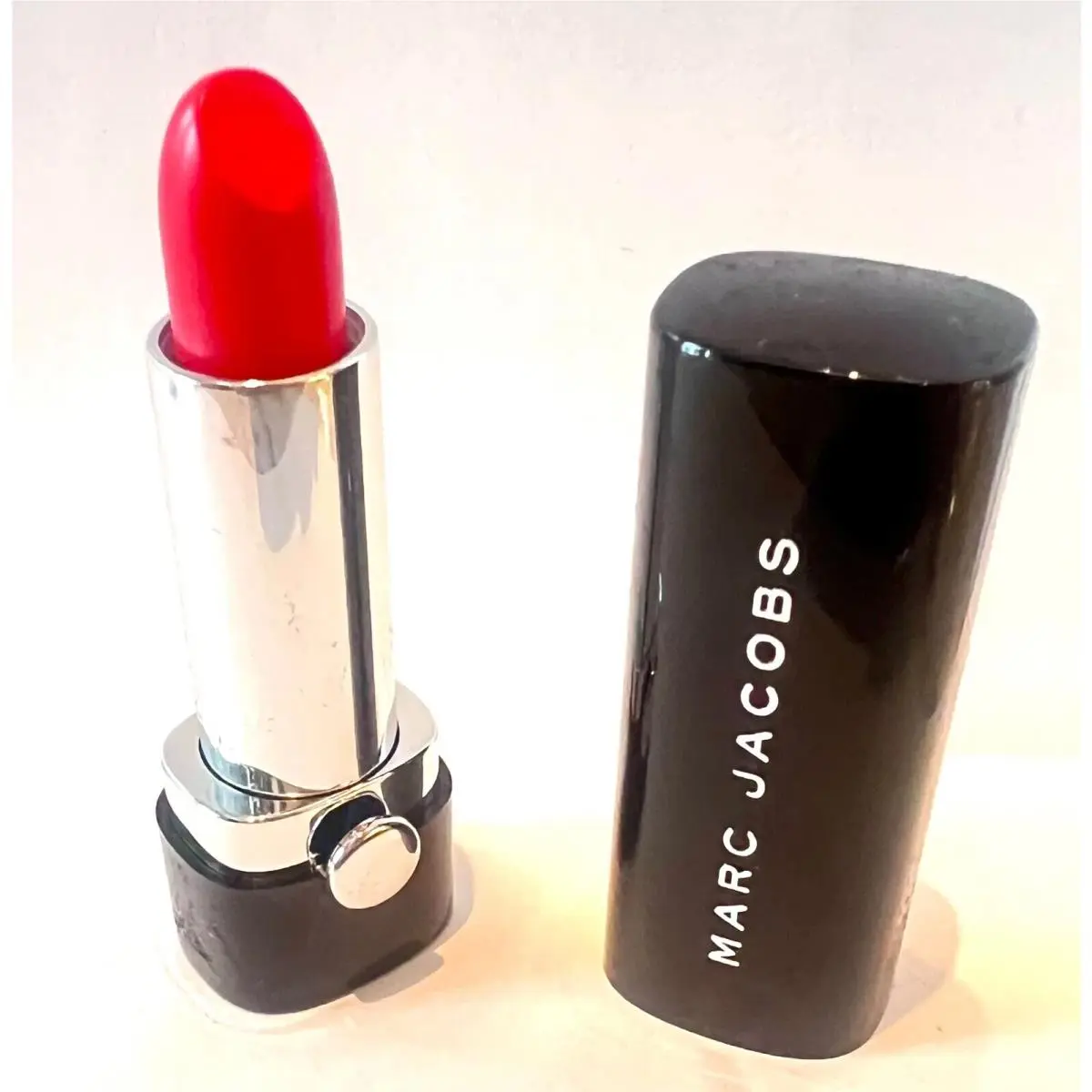 : LE Marc Lipstick. Assorted Colors. Now $29-$125 278 OH COUSTIC (NO BOX) by Marc Jacobs