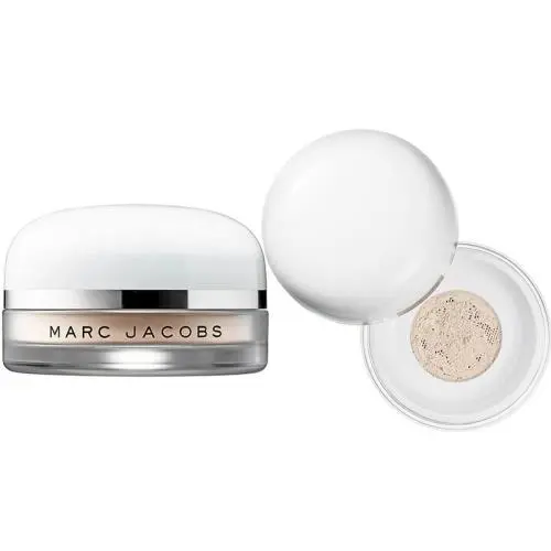 : Finish Line Perfecting Setting Powder. Invisible Color. Now by Marc Jacobs