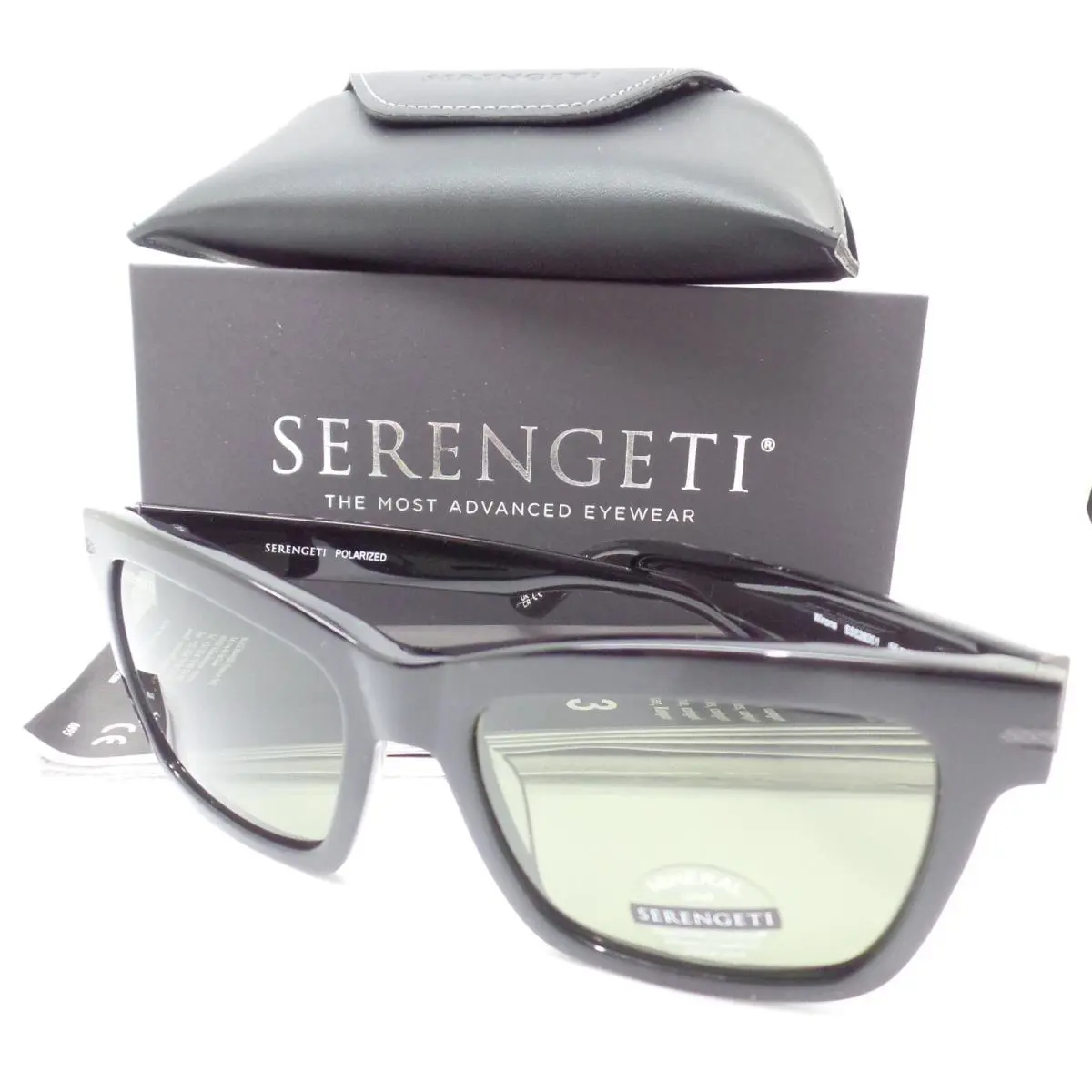 Winona SS58001 Shiny Black Polarized Green Sunglasses by Serengeti