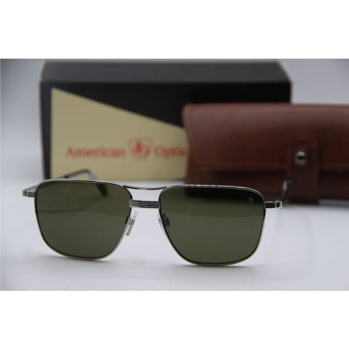 American Optical Airman C3 Silver Sunglasses W/case 56-15