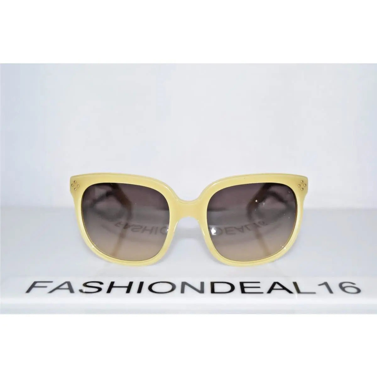 Chloé Women`s Honey Gold Medium Size CE642S 771 Chloe 55-19-130 Sunglasses
