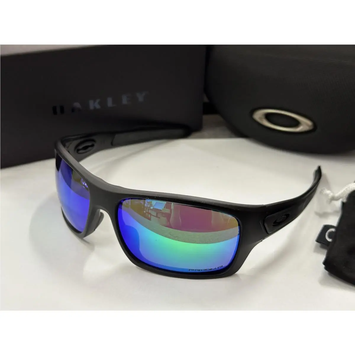 Oakley Turbine Polarized Sunglasses OO9263 Matte Black W/ Prizm Green Lens - Frame: MATTE BLACK, Lens: Green