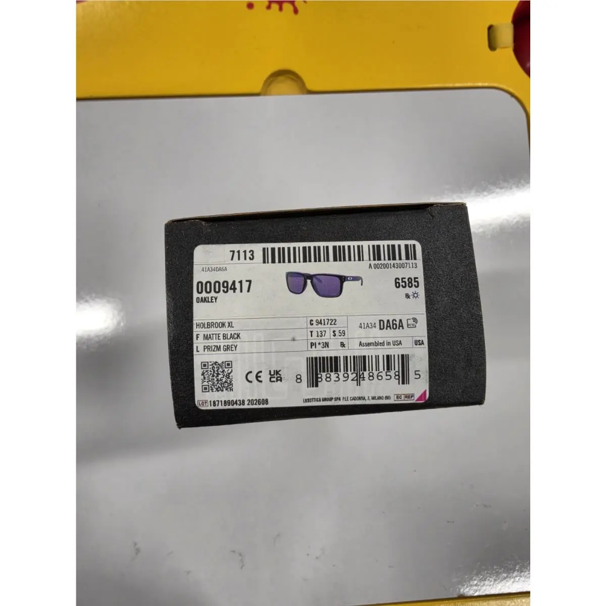 Oakley Oo9417 Men`s Holbrook XL Sunglasses Matte Black Prizm Grey