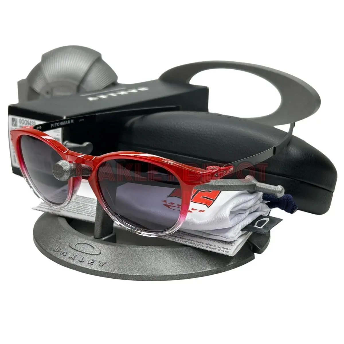 Oakley Pitchman R 009439 Moto GP Red Fade/prizm Black Sunglasses - Frame: MOTO GP RED FADE, Lens: BLACK GRADIENT