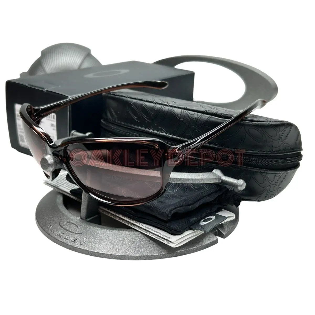 Cohort 009301 AMYTHEST/G40 Black Gradient Sunglasses by Oakley