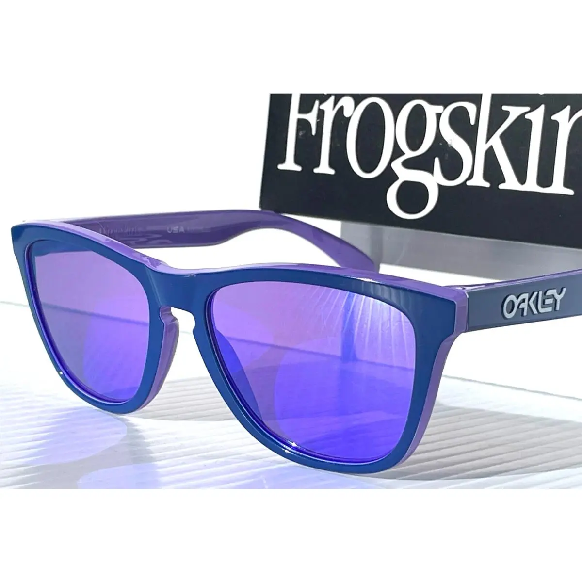 Frogskins Purple Navy w Polarized Galaxy Violet Lens Sunglass 9013-G5 by Oakley