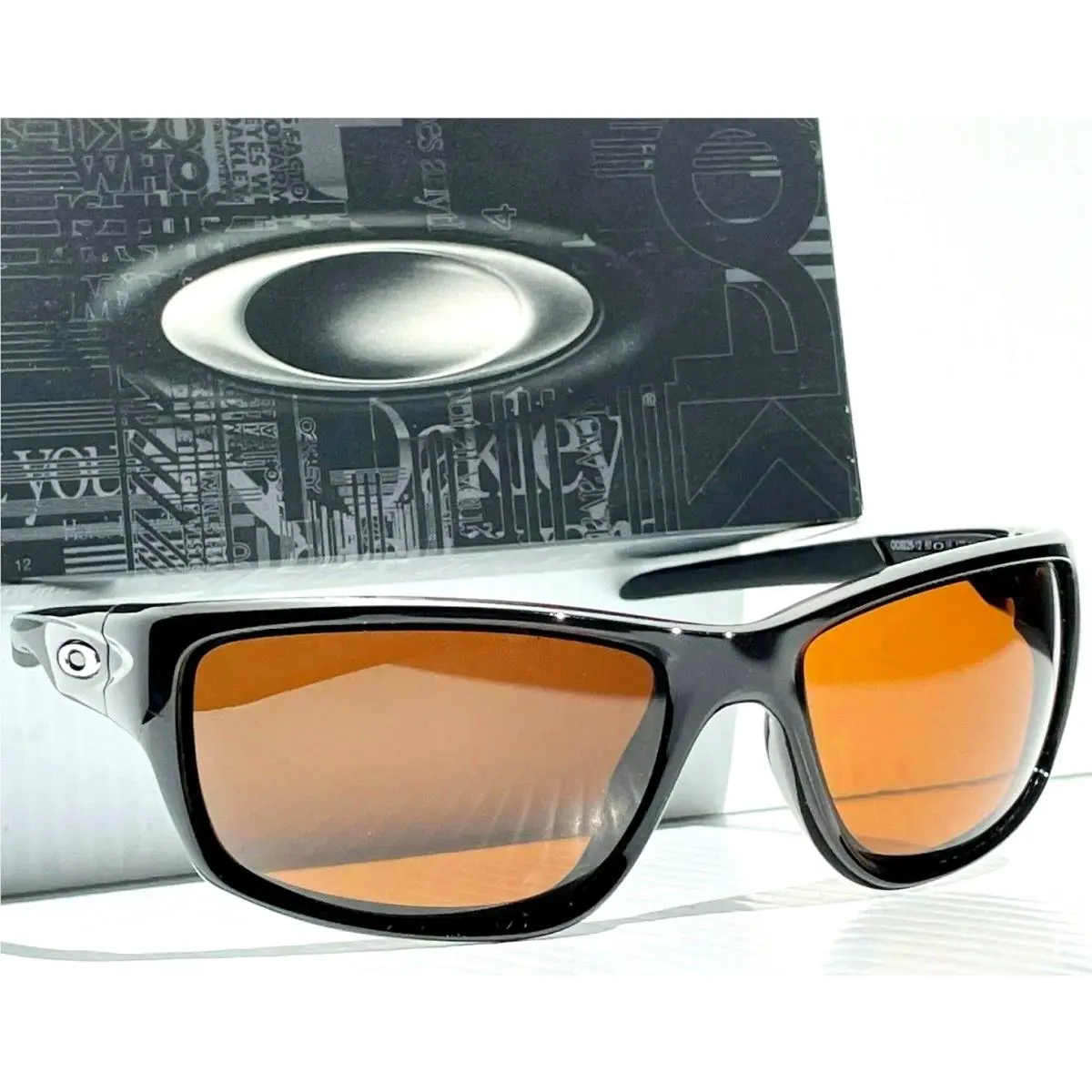 Oakley Canteen Shiny Black Polarized Galaxy Brown Lens Sunglass 9225 - Frame: Black, Lens: Brown