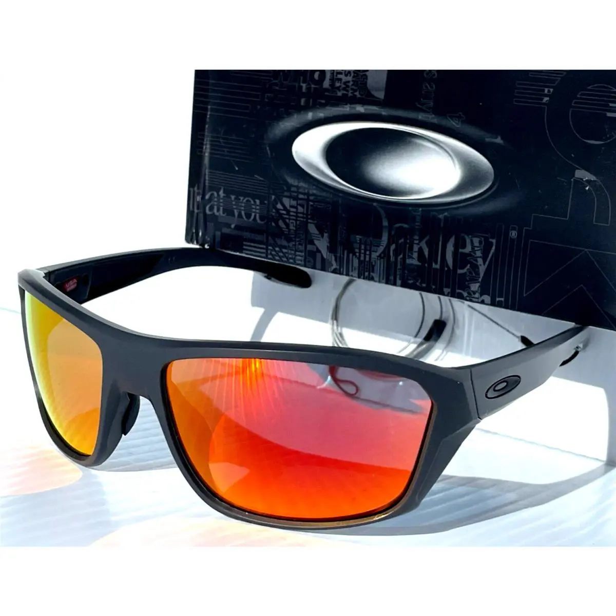 Oakley Split Shot Matte Carbon Prizm Black Iridium Sunglasses OO9416-02 Case