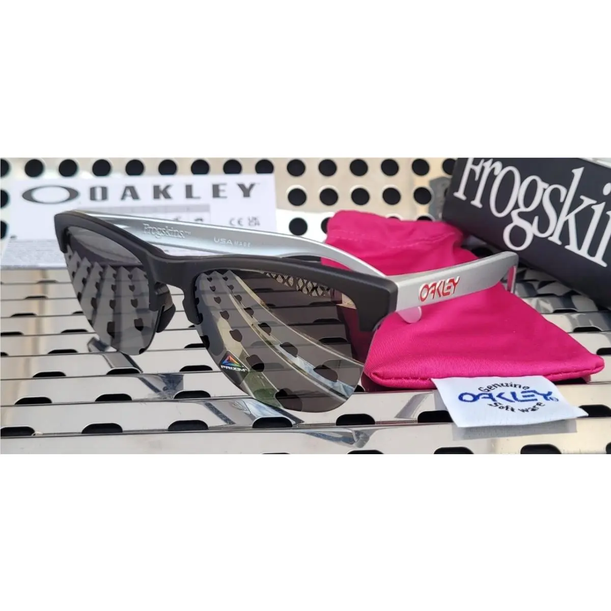 Oakley Frogskins Lite Sunglasses 9374-5363 Matte Black w/ Prizm Black