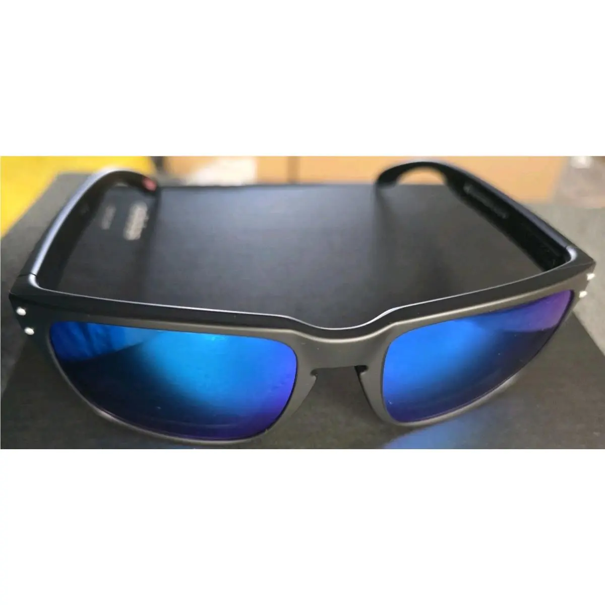 Oakley Holbrook Matte Black / Prizm Sapphire Iridium Polarized 57 mm Sunglasses
