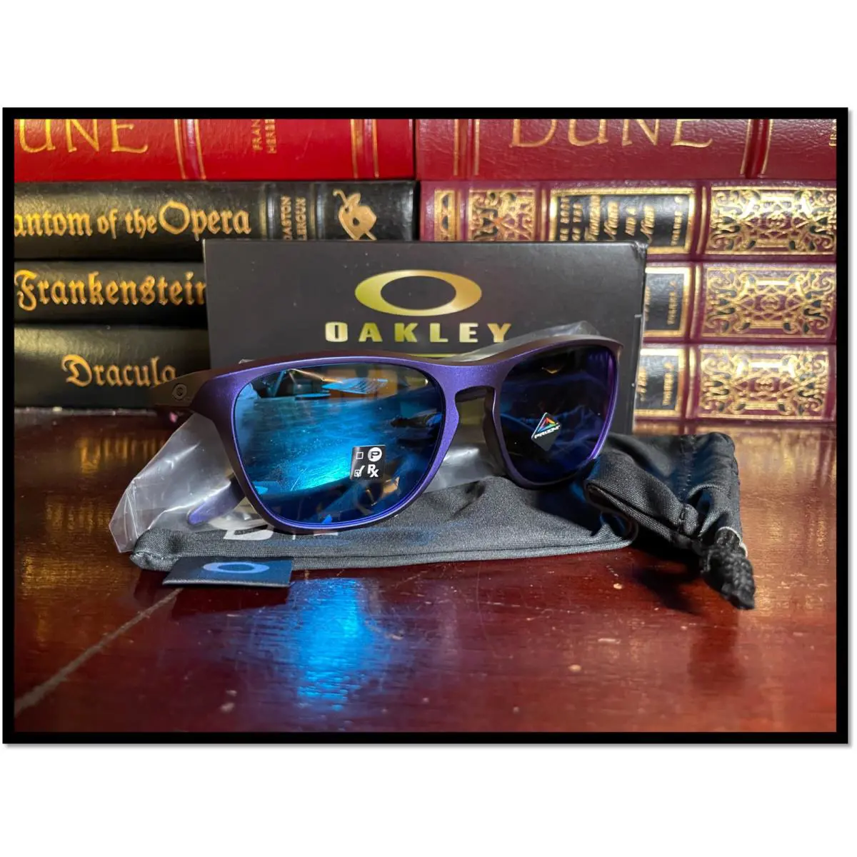 Oakley Manorburn Blue Red Shift Sapphire Prizm Mvp Exclusive Limited Edition - Frame: Matte Blue to Red Shift, Lens: Sapphire