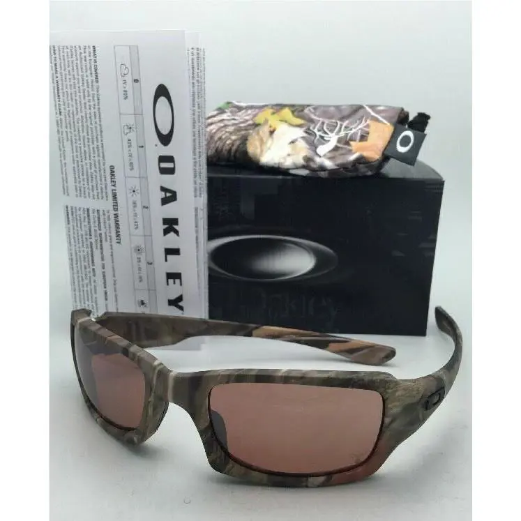 Sunglasses Fives Squared OO9238-16 Kings Woodland Camo w/ VR28 Lenses by Oakley