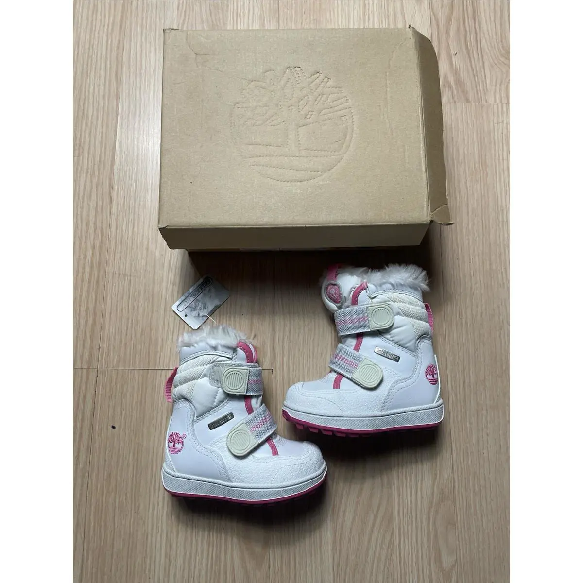 Timberland Snow Stomper Boots White Pink Size 6 Youth Fur Thermolite