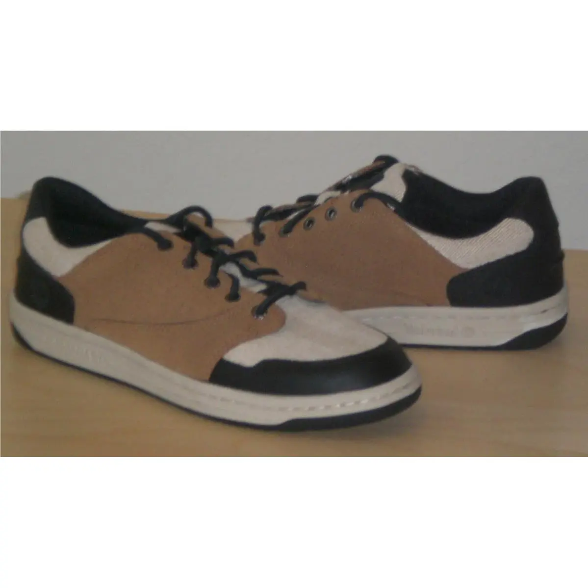 Timberland shoes - Browns (UPC: 883239032222) 1