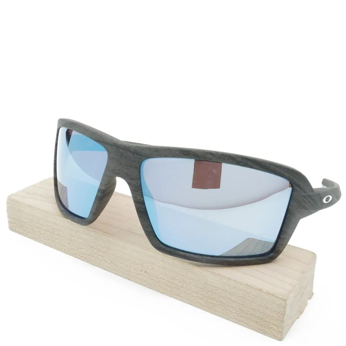 OO9129-06 Mens Oakley Cables Polarized Sunglasses - Frame: Woodgrain