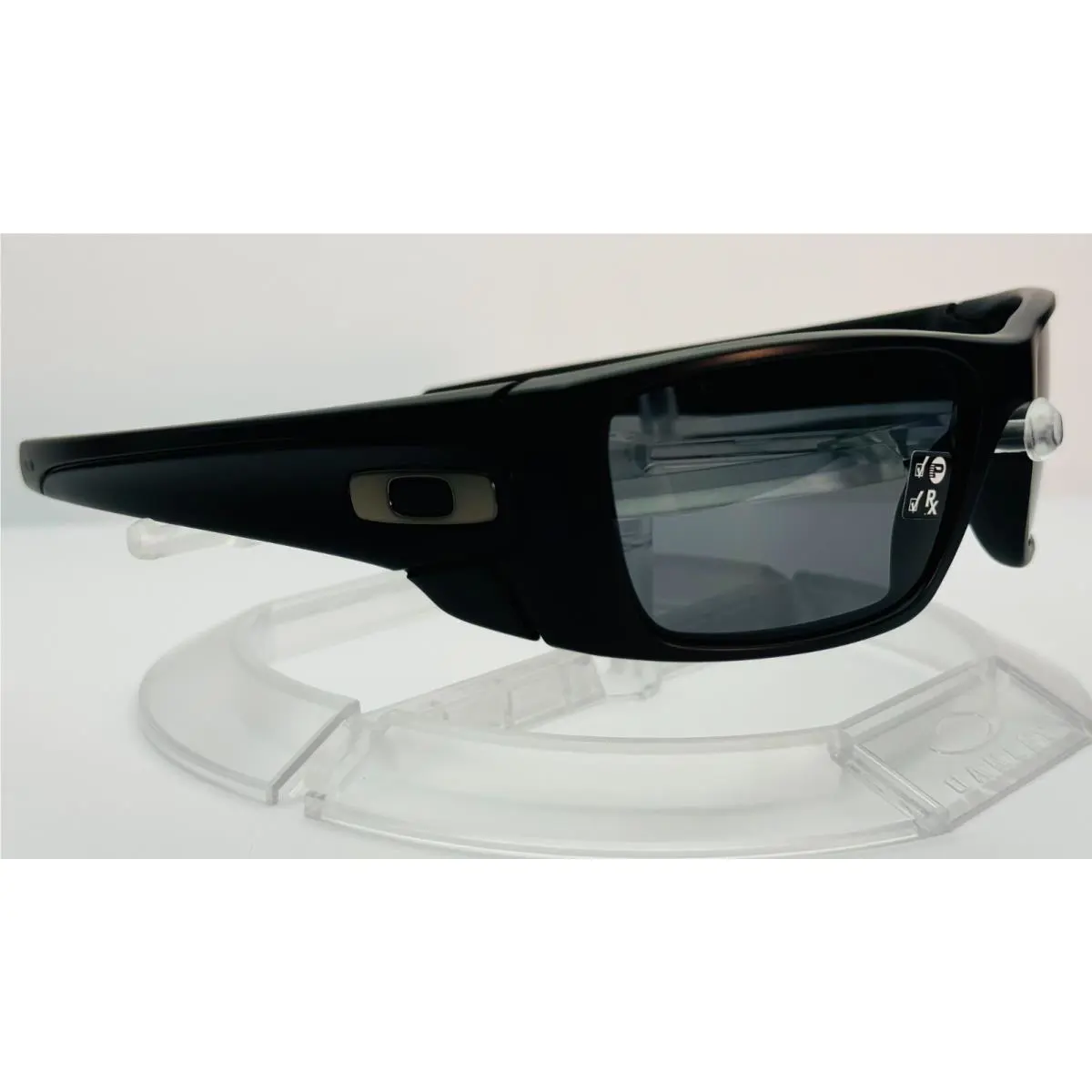 Fuel Cell Sunglasses / Matte Black / Grey Polarized Lens / 009096-05 by Oakley