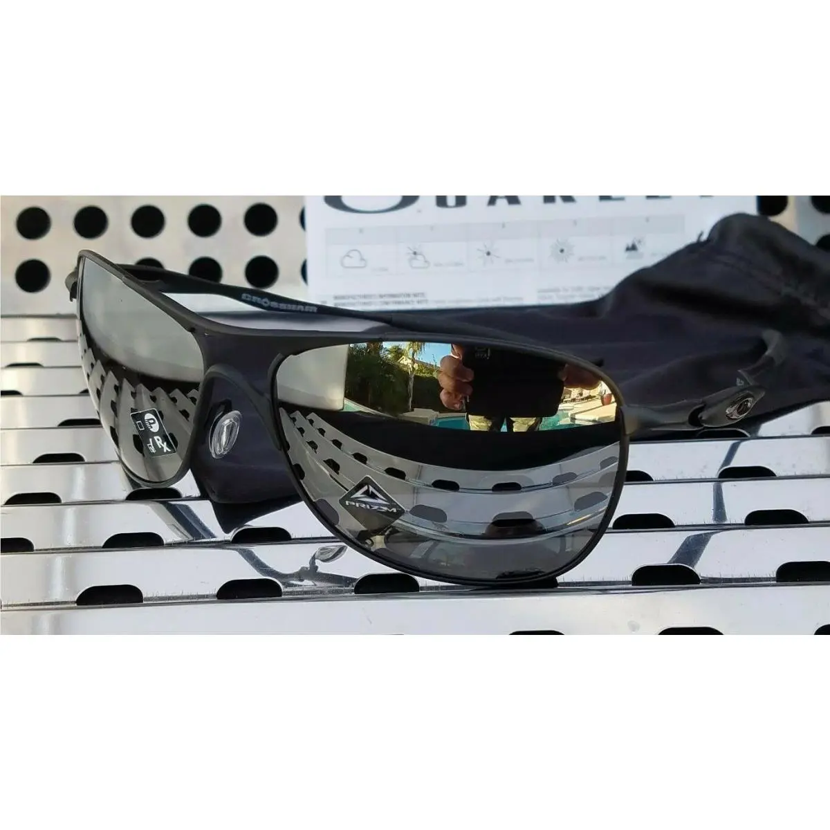 Oakley Crosshair Aviator Sunglasses 4060-2361 Matte Black w / Prizm Black