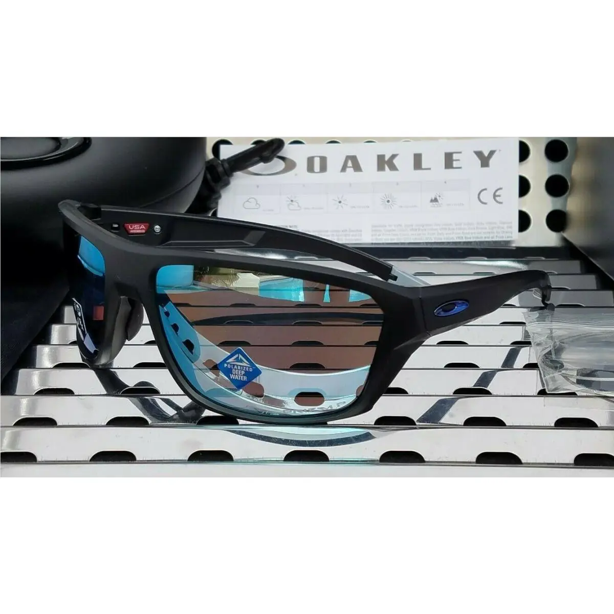 Split Shot 9416-0664 Sunglasses Matte Blck /prizm Deep H2O Polarized by Oakley