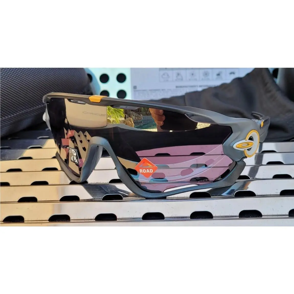 Jawbreaker 9290-6331 Sunglasses Black-grey Fade w/ Prizm Road Black by Oakley