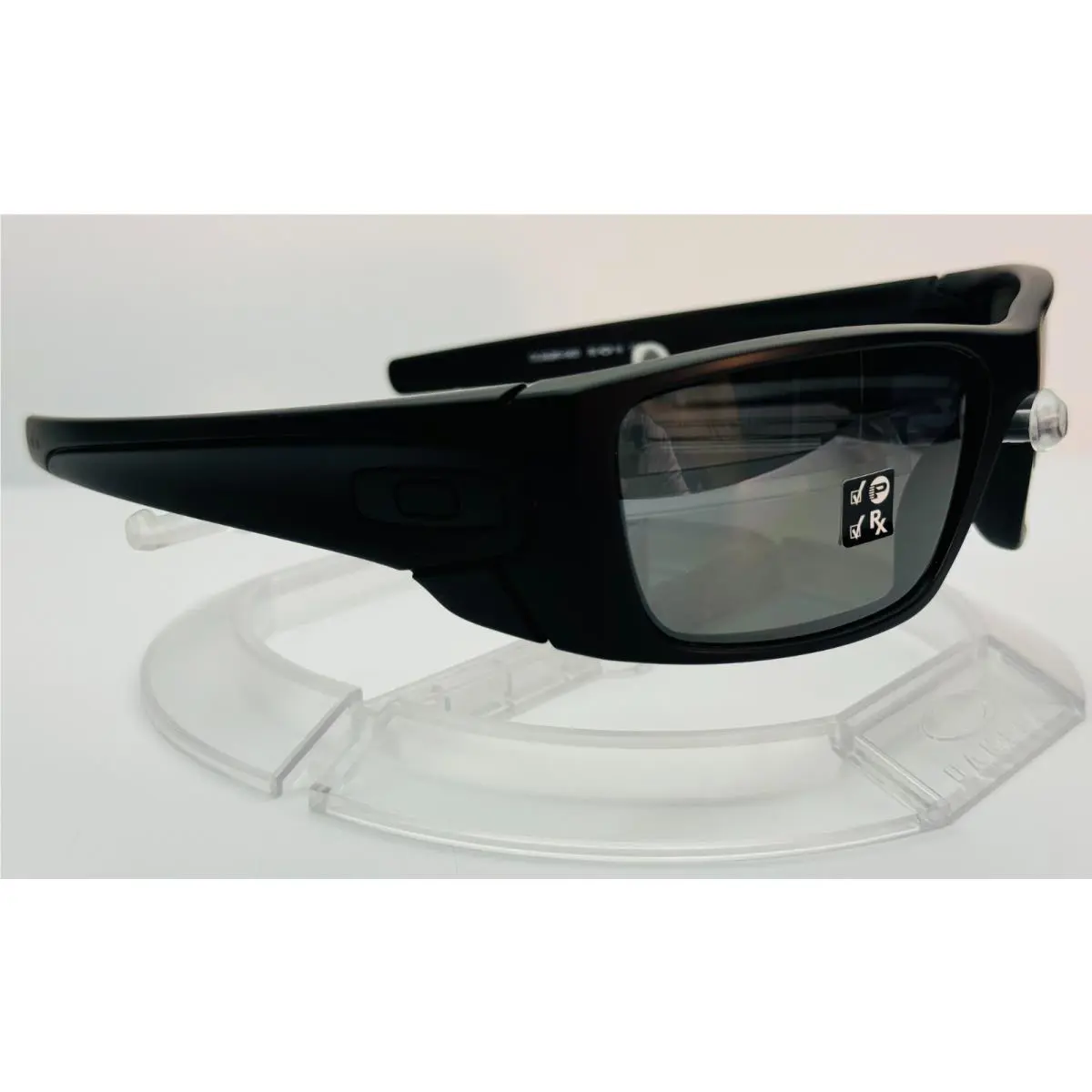 Oakley Fuel Cell Sunglasses / Matte Black / Prizm Black Polarized /009096-I5