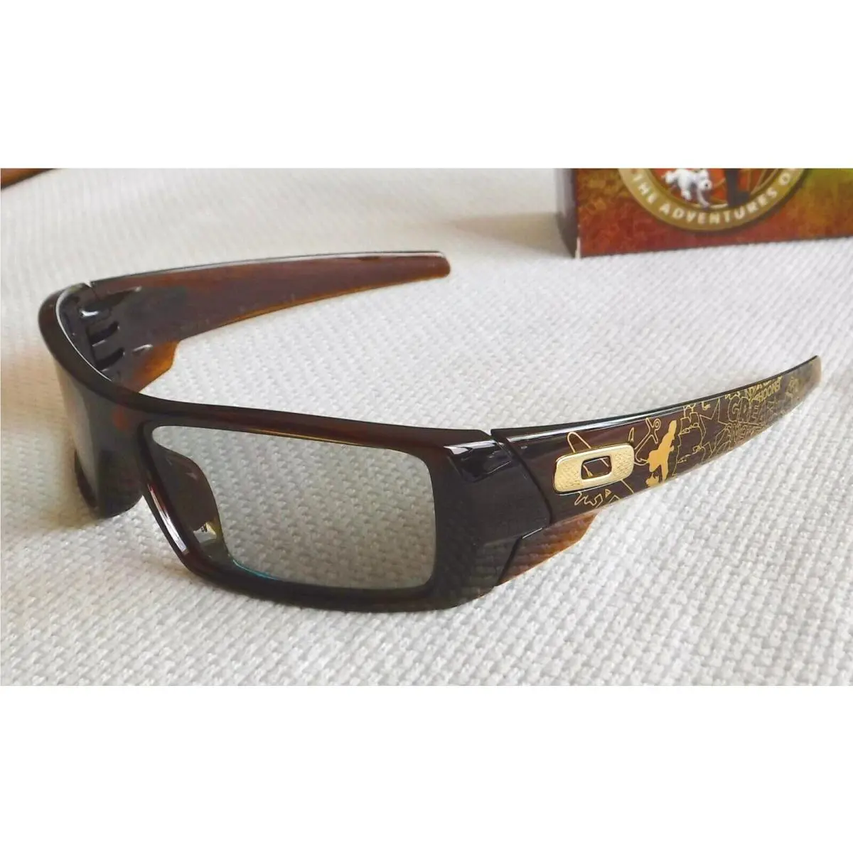 Gascan Tintin Model 9143-05 Sunglasses Rootbeer with Hdo 3D Lens by Oakley