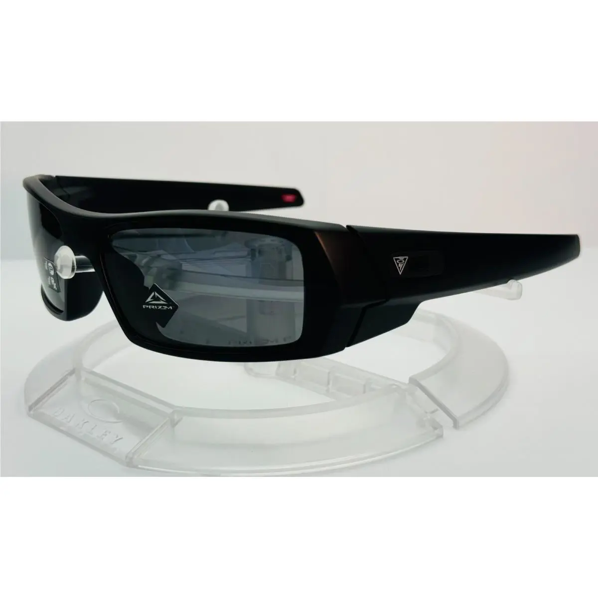 Gascan Sunglasses / Matte Black / Prizm Grey Polarized / 009014-83 by Oakley
