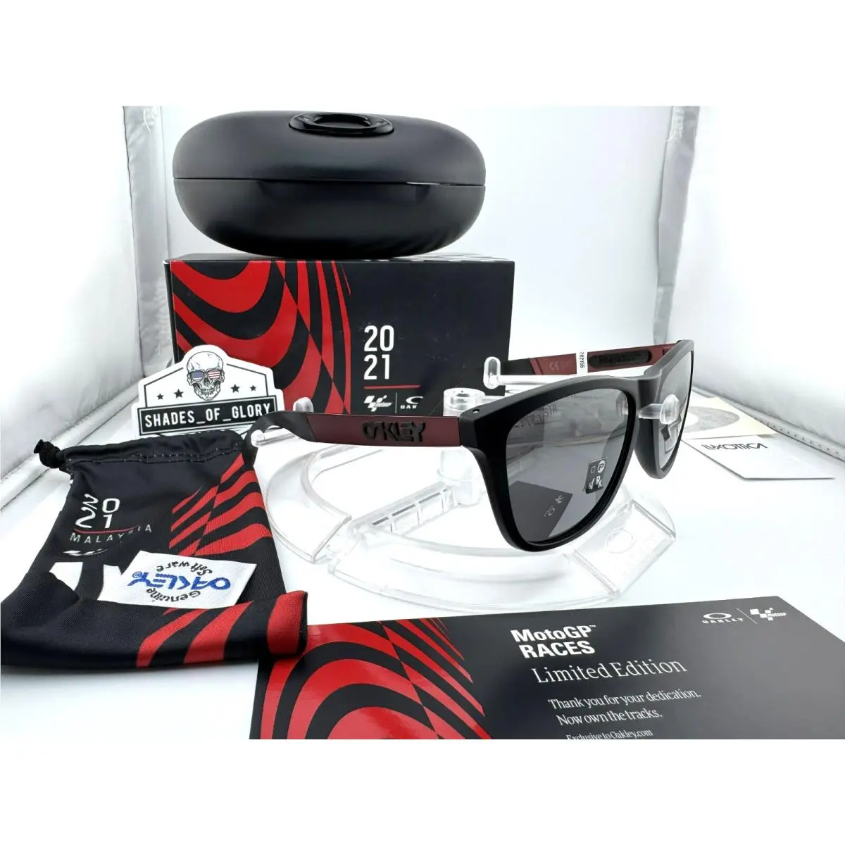 Oakley Frogskins Mix Malaysian Moto GP Matte Black Prizm Sunglasses OO9428-2155