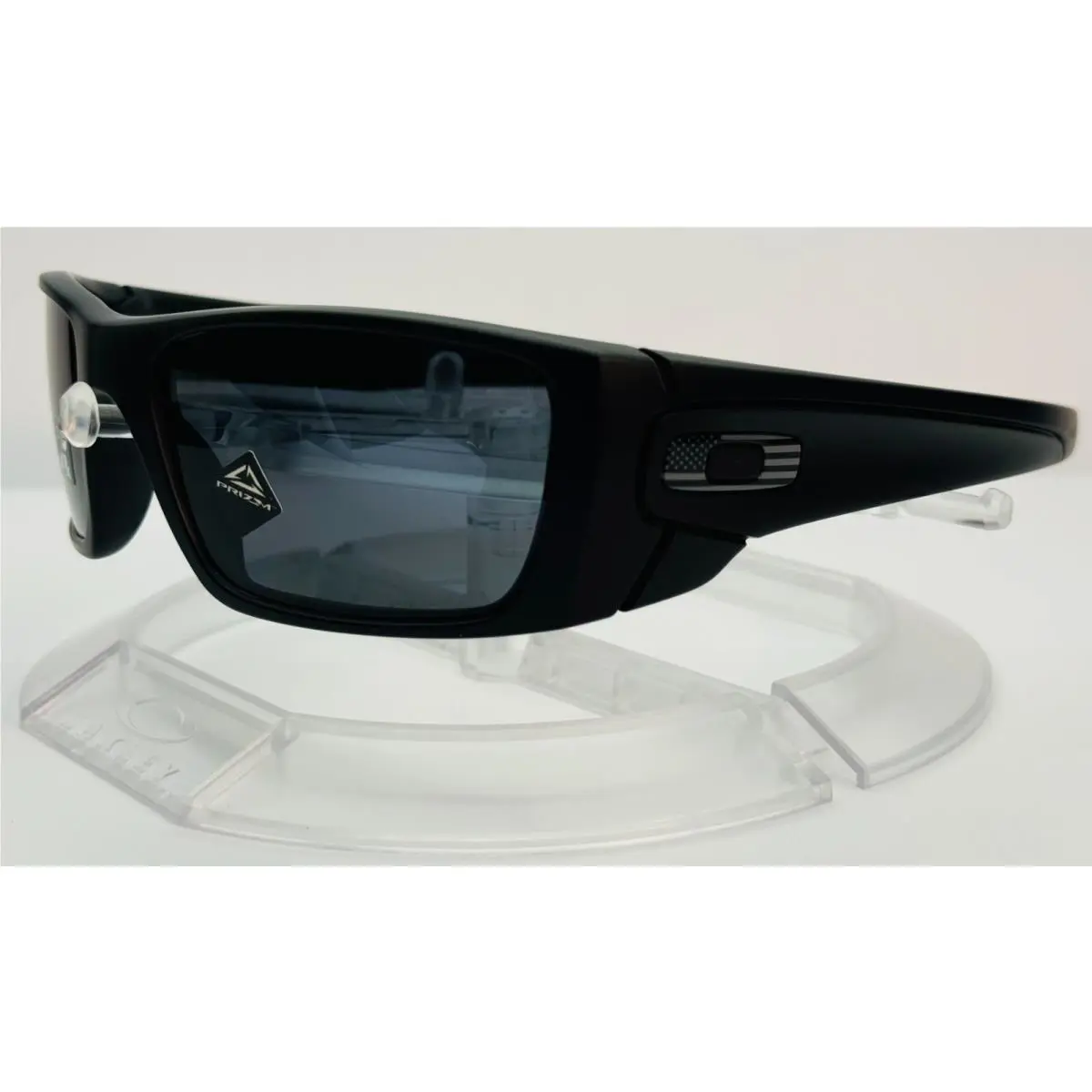 Oakley Fuel Cell Sunglasses / Matte Black / Usa Tonal Flag / Prizm Grey Lens